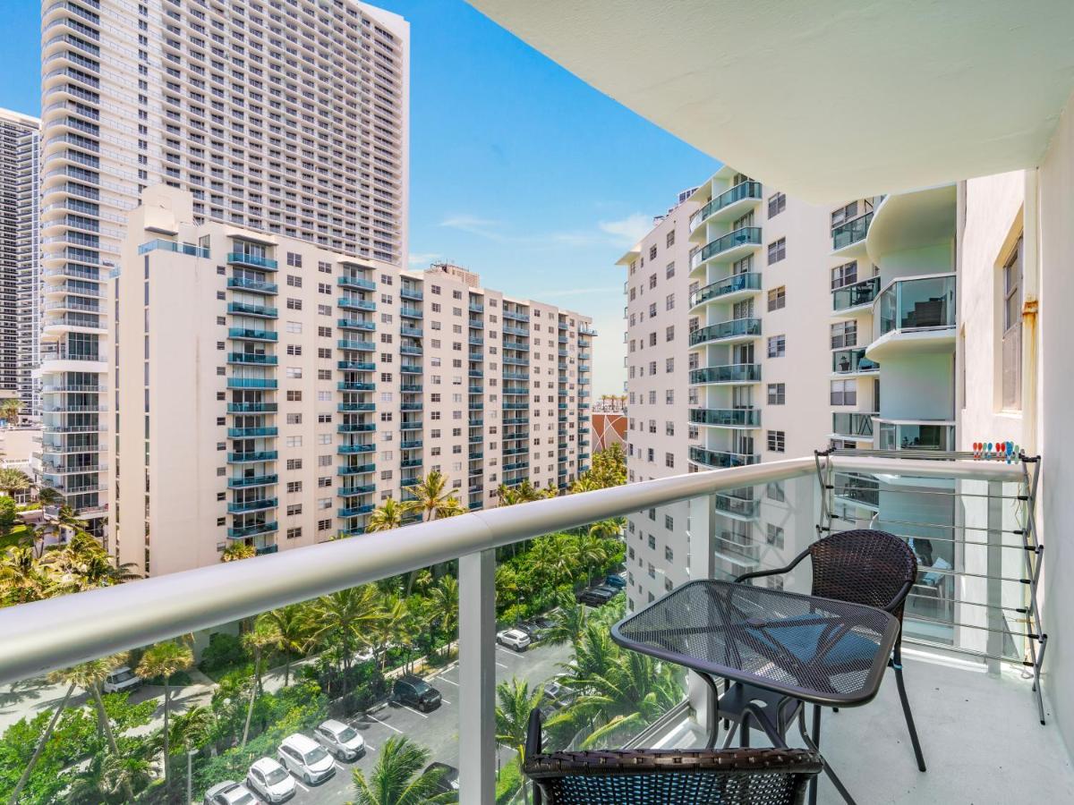 Beautiful Condos At The Tides Resort In Hollywood Fl By Cielo Stays الغرفة الصورة
